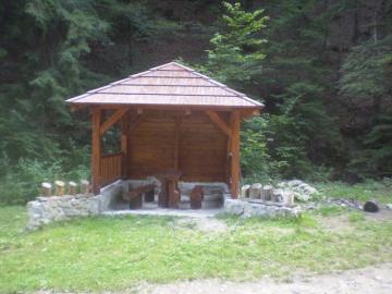 Turistické odpočívadlo Pod Srazom Turistické odpočívadlo Pod Srazom