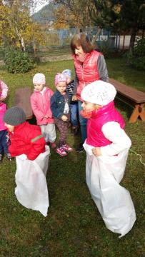 Jabĺčková kondička s rozumom a pohybom Jabĺčková kondička s rozumom a pohybom